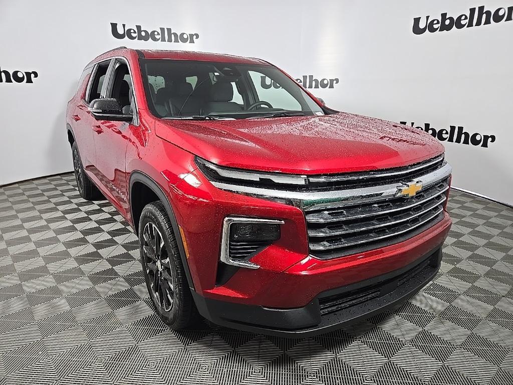 new 2025 Chevrolet Traverse car, priced at $49,290
