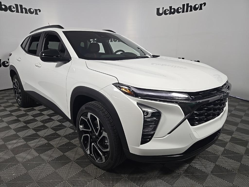 new 2025 Chevrolet Trax car, priced at $25,935
