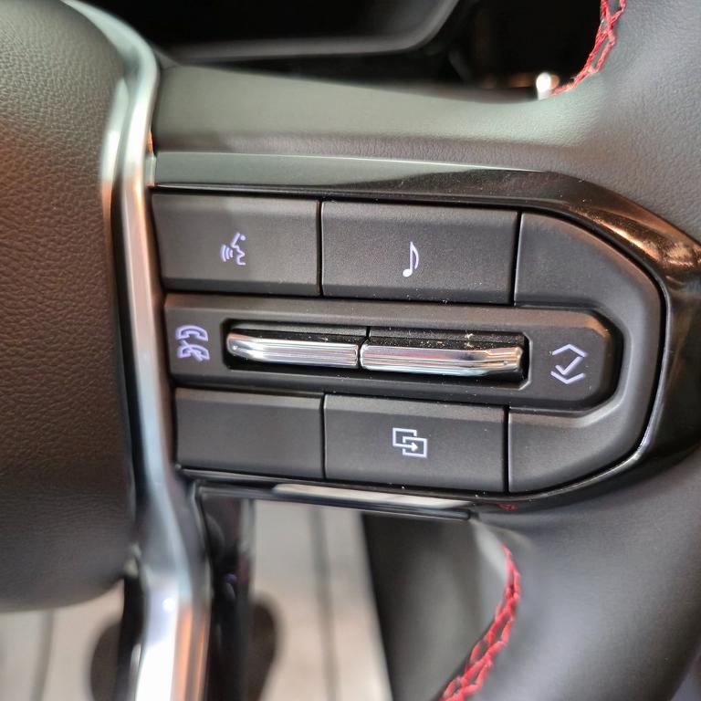 new 2026 Chevrolet Colorado car, priced at $45,633