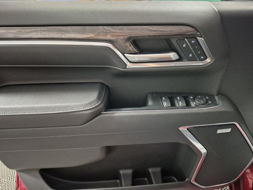 new 2025 Chevrolet Silverado 1500 car, priced at $61,050