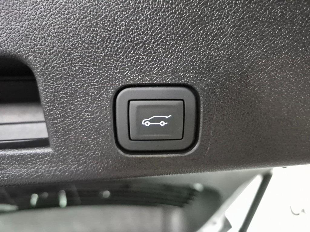 new 2026 Chevrolet Traverse car, priced at $44,385