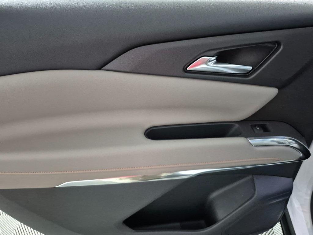 new 2026 Chevrolet Traverse car, priced at $44,385