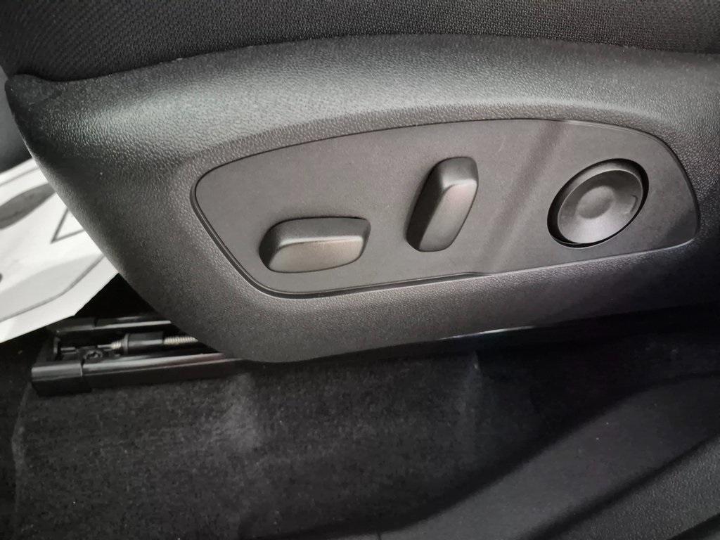 new 2026 Chevrolet Traverse car, priced at $44,385