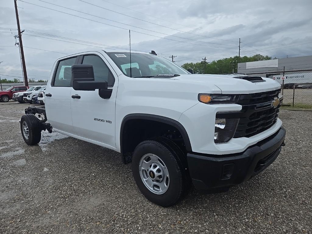 new 2025 Chevrolet Silverado 2500 car
