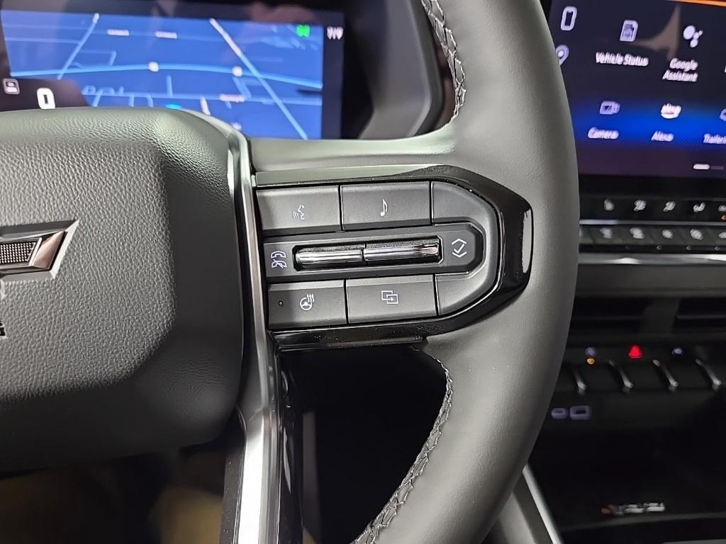 new 2025 Chevrolet Colorado car, priced at $43,110
