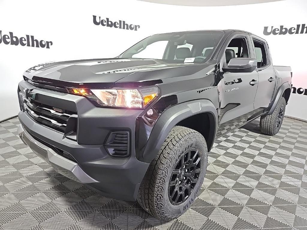 new 2025 Chevrolet Colorado car, priced at $43,110