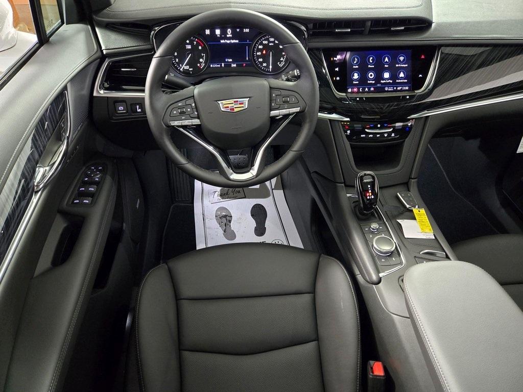 new 2025 Cadillac XT6 car, priced at $62,669