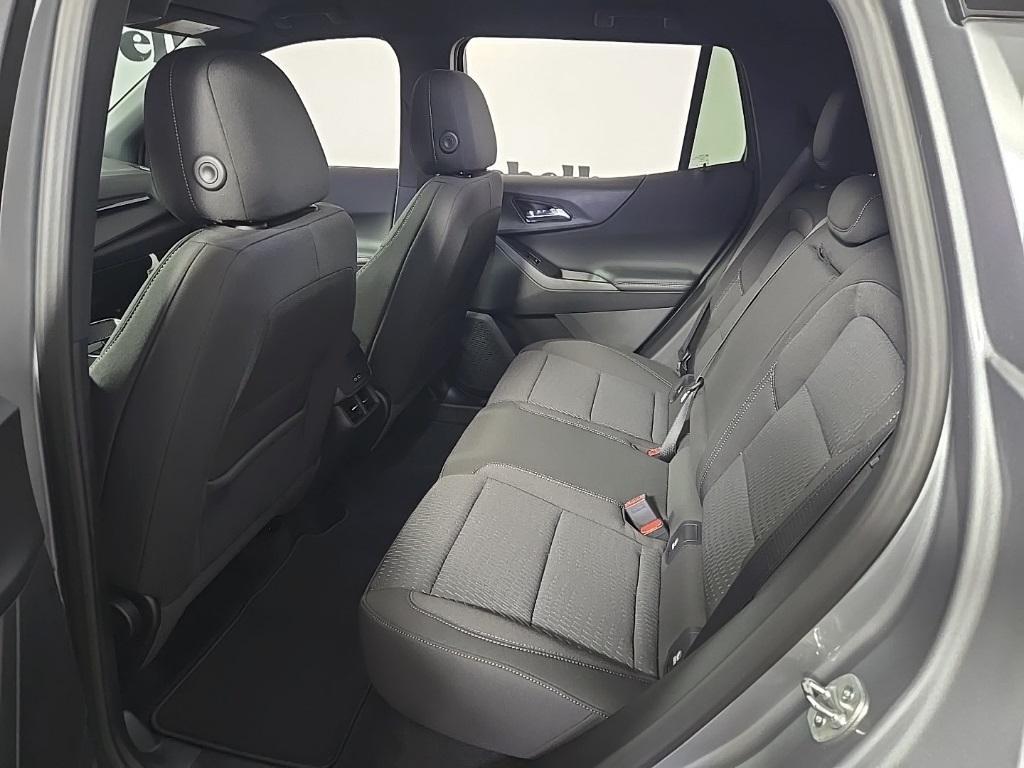 new 2025 Chevrolet Equinox car, priced at $31,080