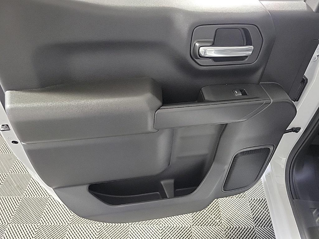 new 2025 Chevrolet Silverado 1500 car, priced at $40,870