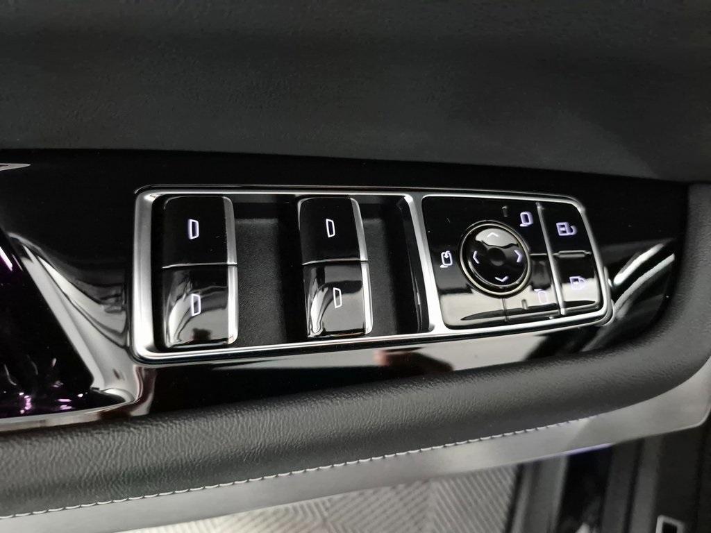 new 2026 Cadillac VISTIQ car, priced at $80,580