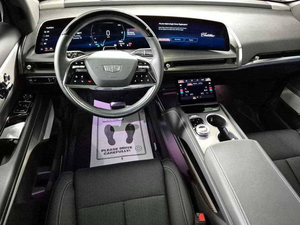 new 2026 Cadillac VISTIQ car, priced at $80,580