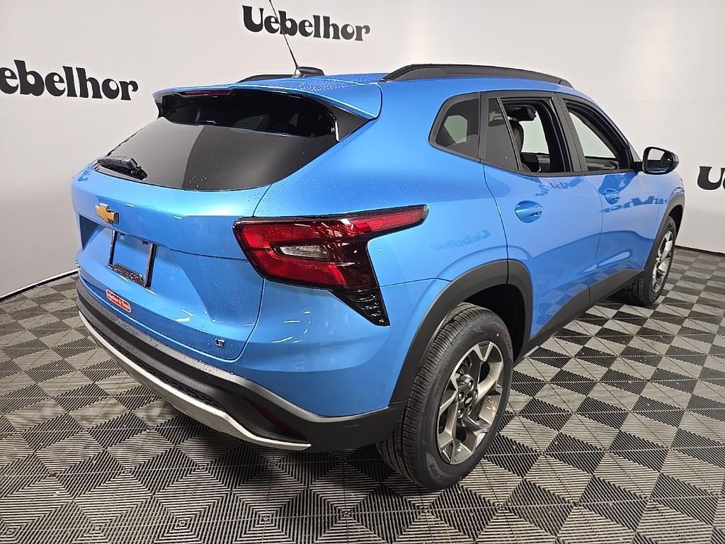 new 2025 Chevrolet Trax car, priced at $25,375