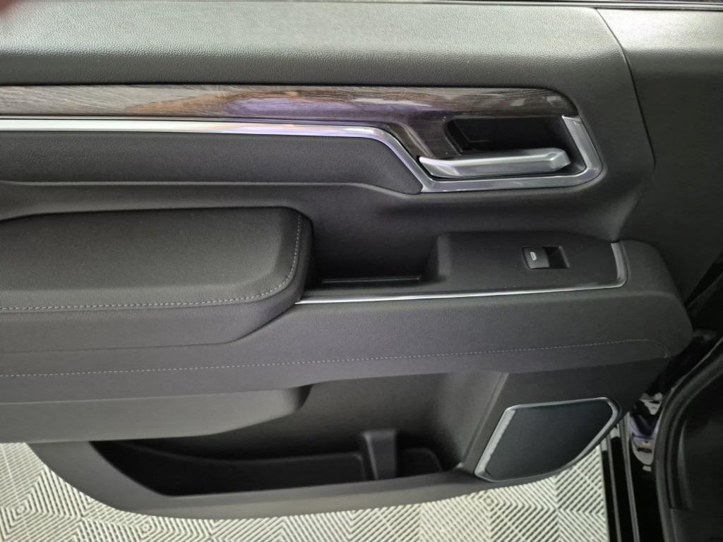 new 2025 Chevrolet Silverado 2500 car, priced at $71,620