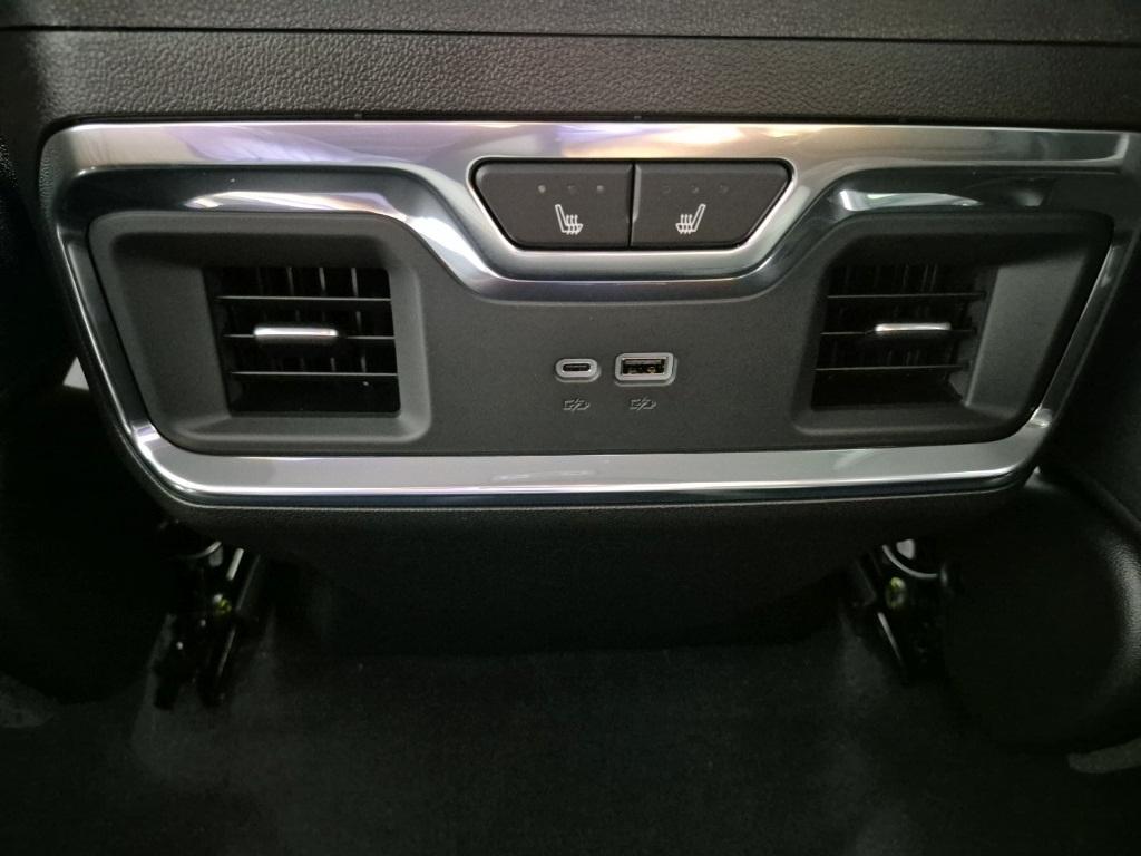 new 2025 Chevrolet Silverado 2500 car, priced at $71,620