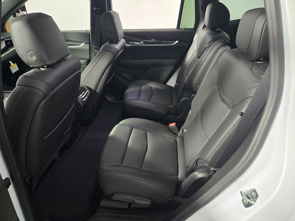 new 2025 Cadillac XT6 car, priced at $70,114