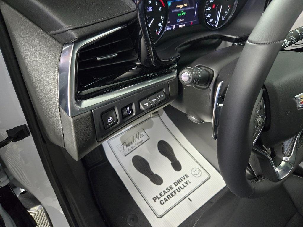 new 2025 Cadillac XT6 car, priced at $70,114