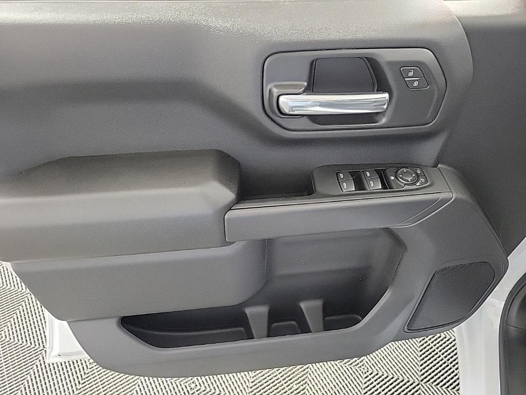 new 2025 Chevrolet Silverado 1500 car, priced at $43,875