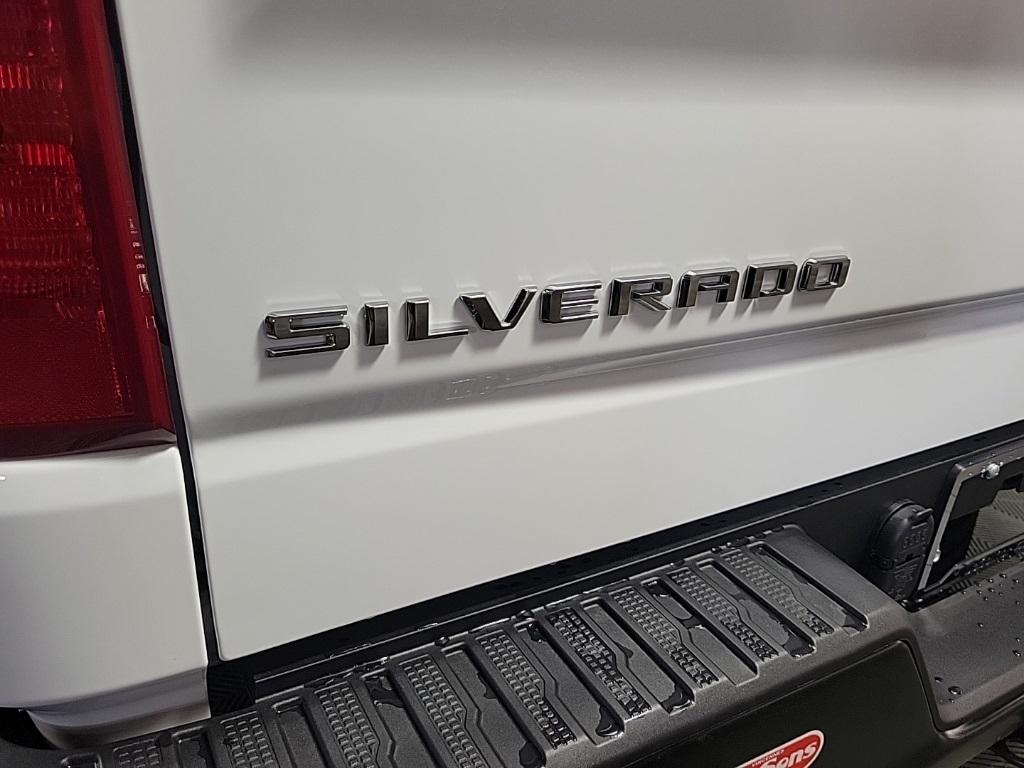 new 2025 Chevrolet Silverado 1500 car, priced at $43,875