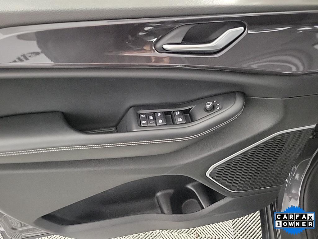 used 2022 Jeep Grand Cherokee L car, priced at $31,999