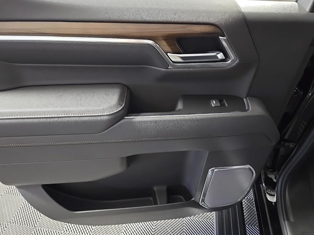 new 2025 Chevrolet Silverado 1500 car, priced at $66,710