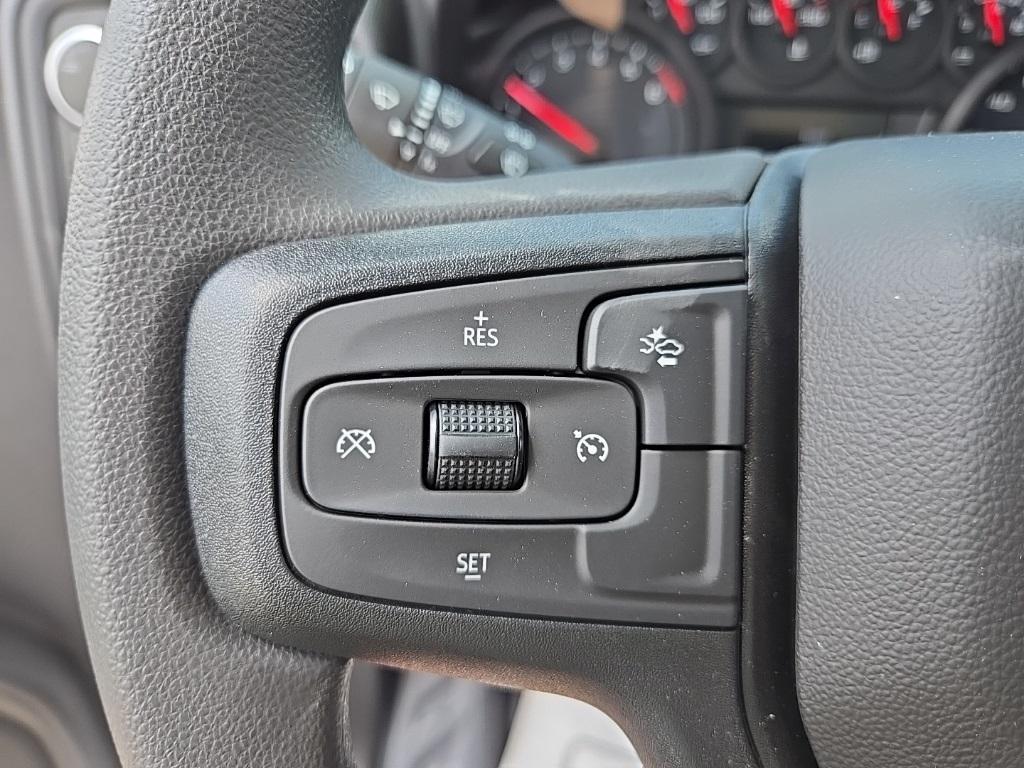 new 2025 Chevrolet Silverado 1500 car, priced at $40,738