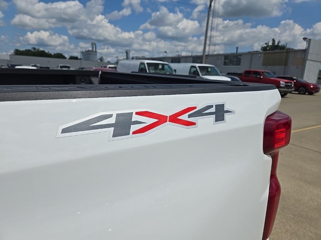 new 2025 Chevrolet Silverado 1500 car, priced at $40,738