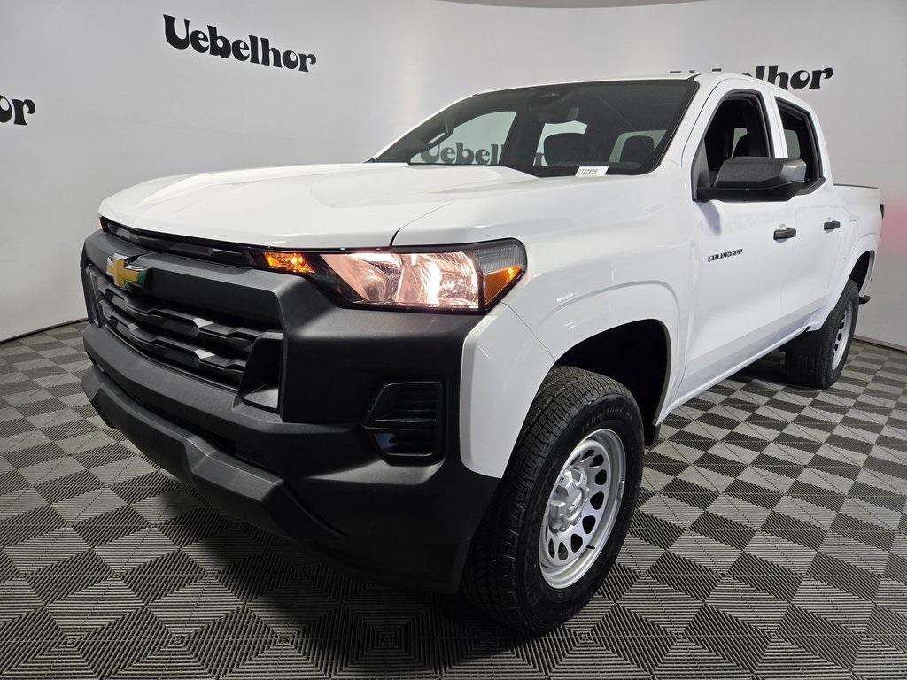 new 2025 Chevrolet Colorado car, priced at $32,640