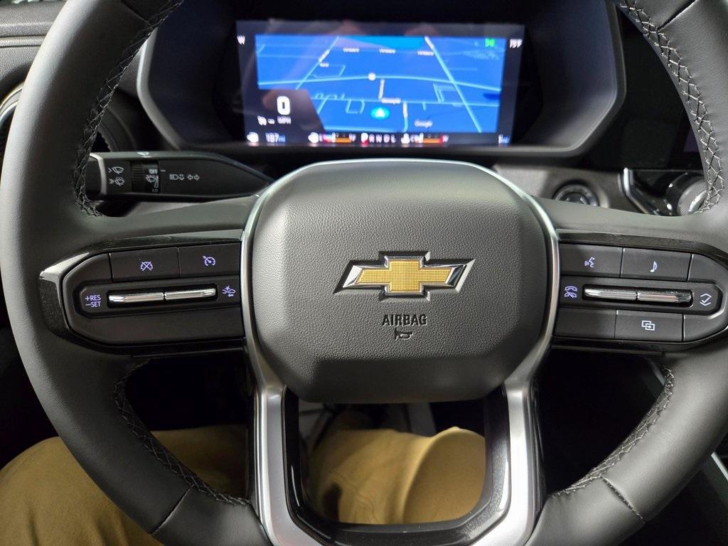 new 2025 Chevrolet Colorado car, priced at $32,640