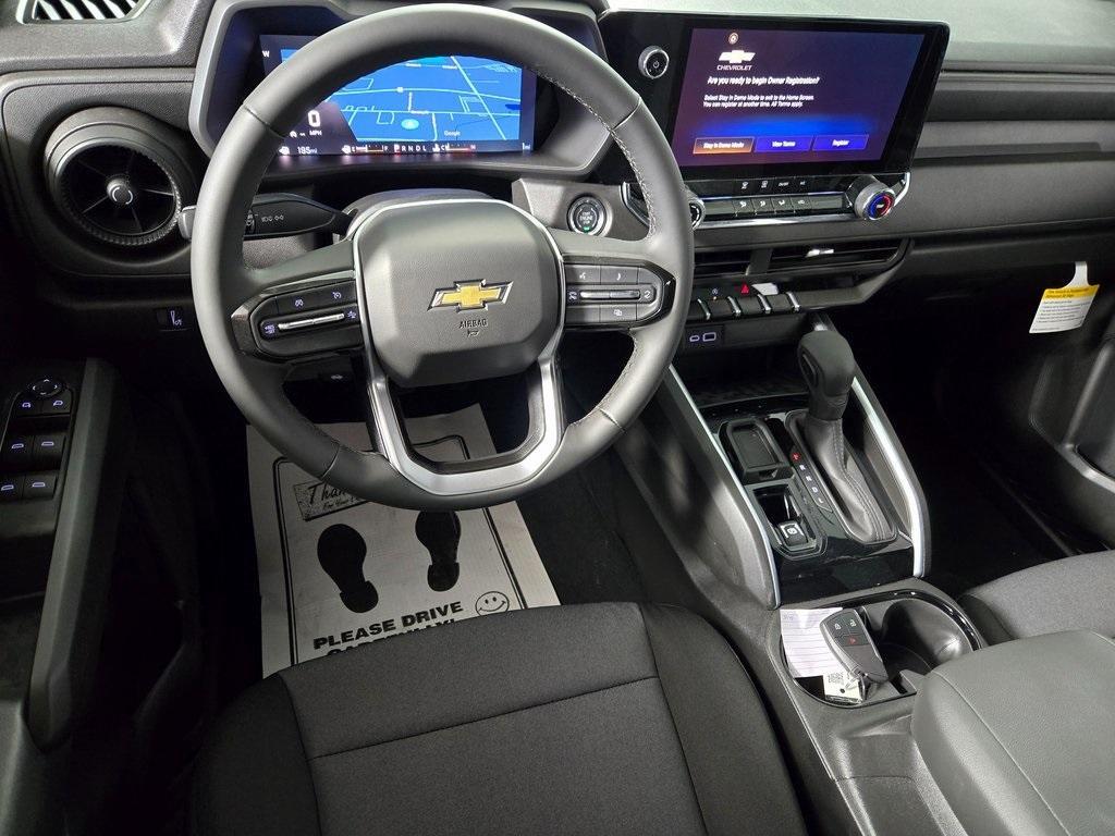 new 2025 Chevrolet Colorado car, priced at $32,640