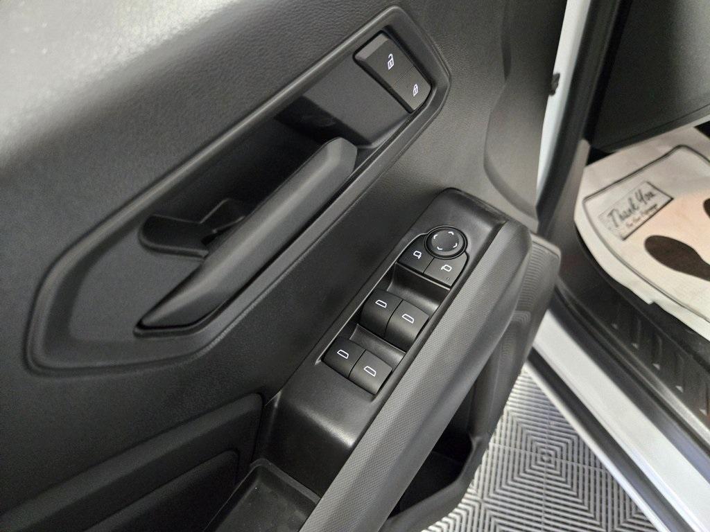 new 2025 Chevrolet Colorado car, priced at $32,640