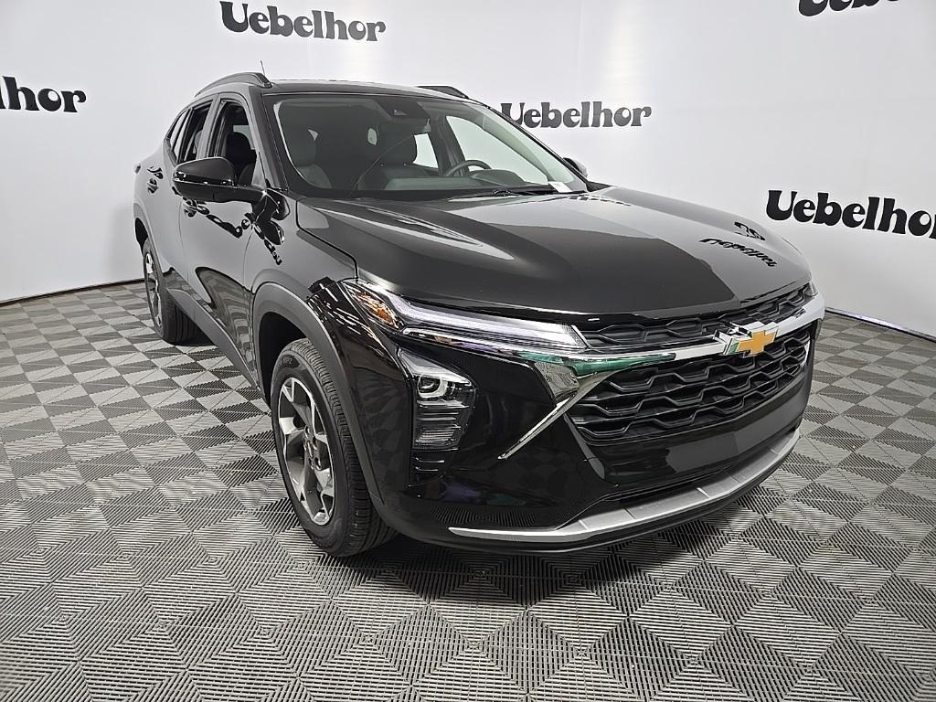 new 2025 Chevrolet Trax car, priced at $24,560