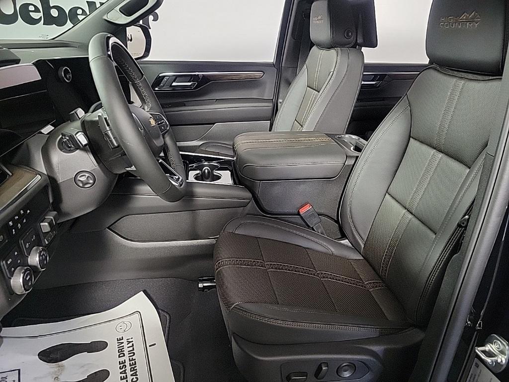 new 2025 Chevrolet Suburban car, priced at $95,655