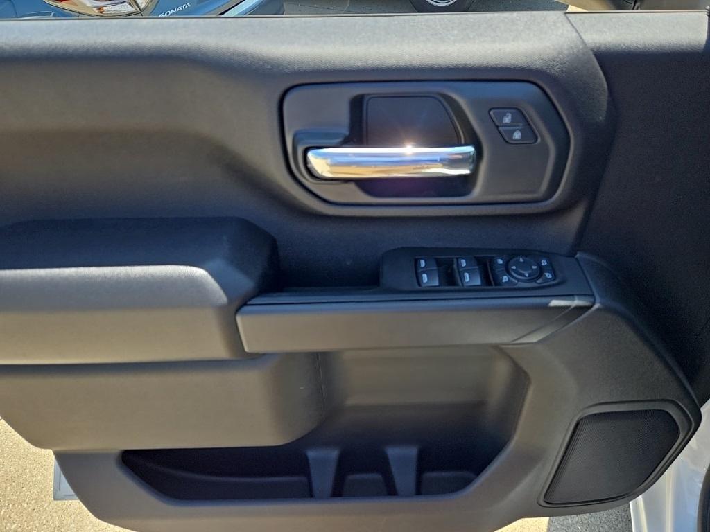 new 2025 Chevrolet Silverado 2500 car, priced at $60,595