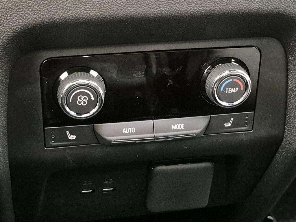 new 2026 Chevrolet Traverse car, priced at $59,990