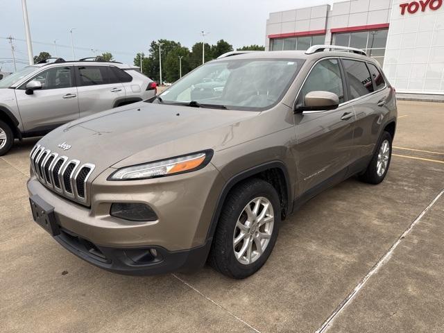 used 2017 Jeep Cherokee car, priced at $12,910
