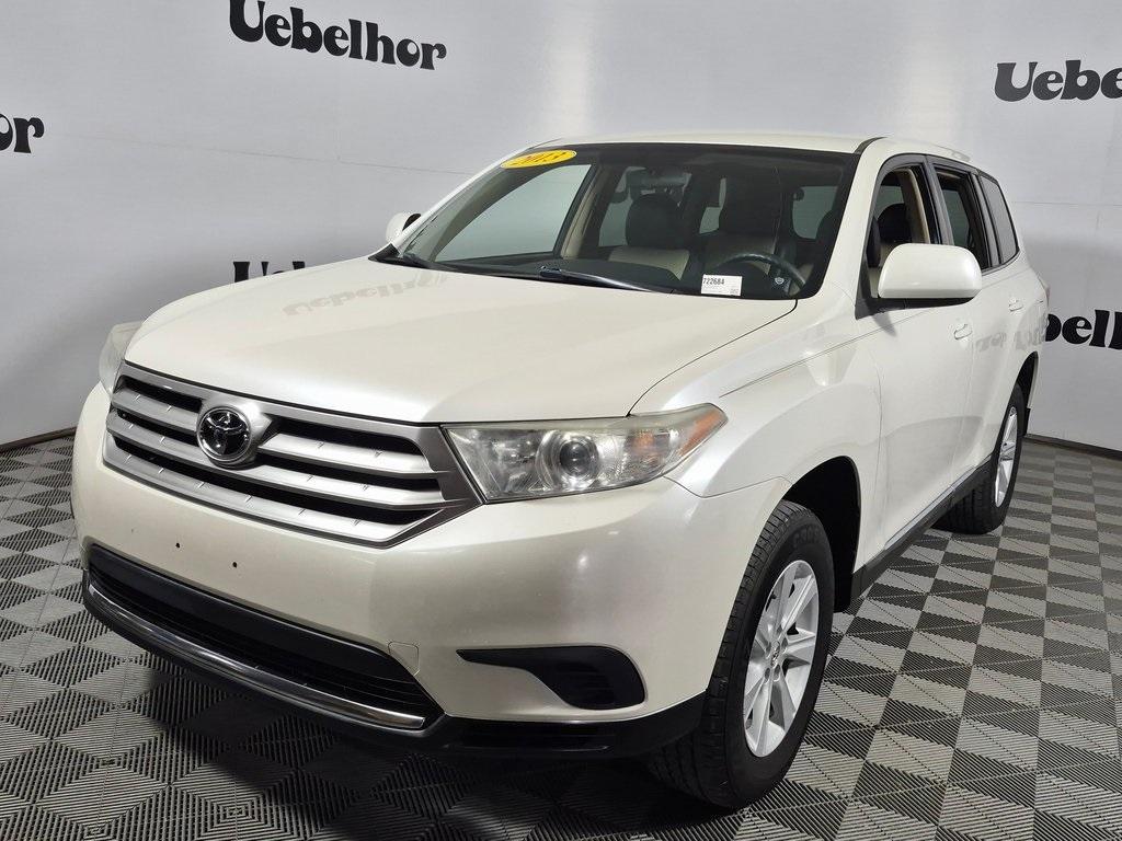 used 2013 Toyota Highlander car, priced at $11,000