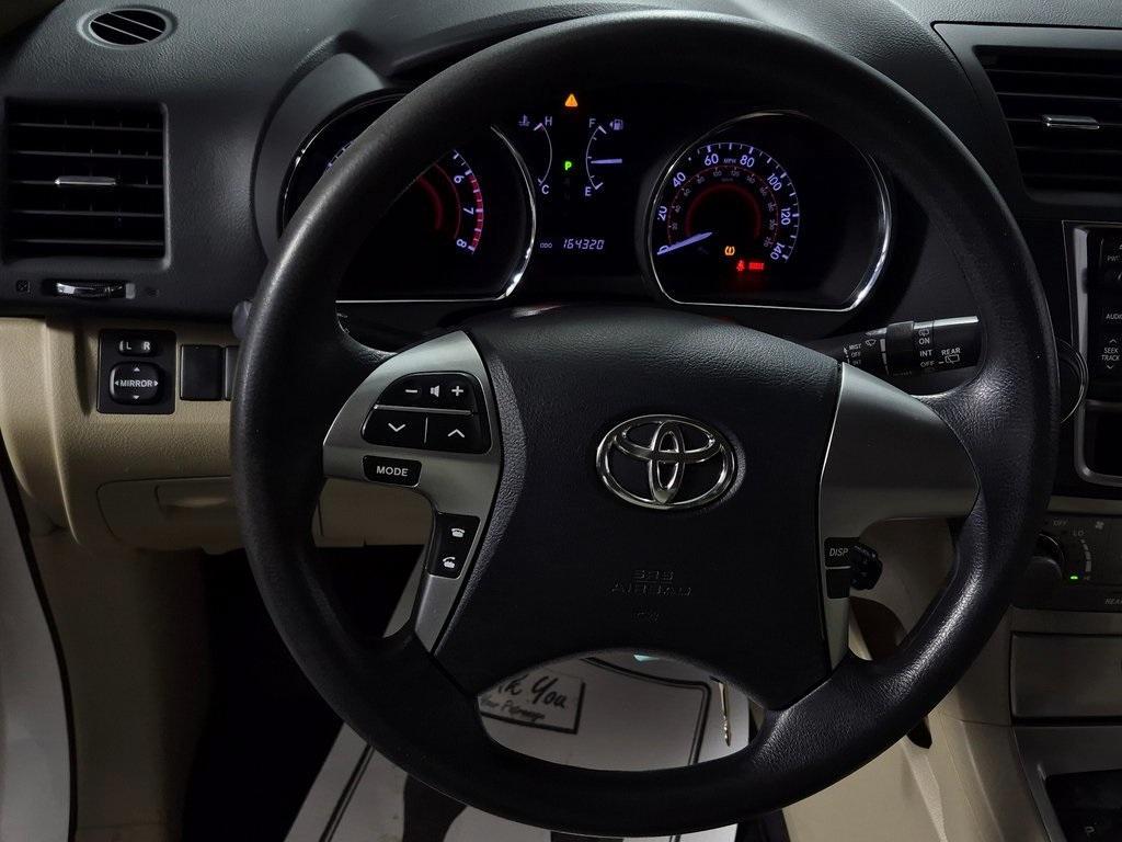 used 2013 Toyota Highlander car, priced at $11,000