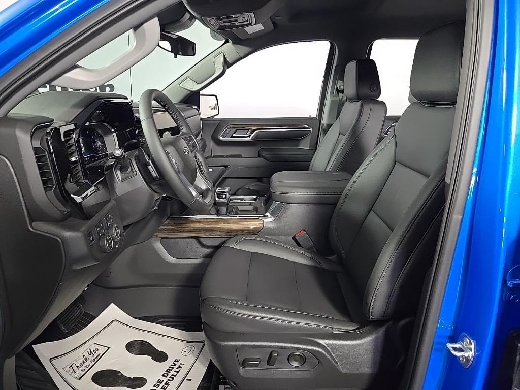 new 2025 Chevrolet Silverado 1500 car, priced at $62,610