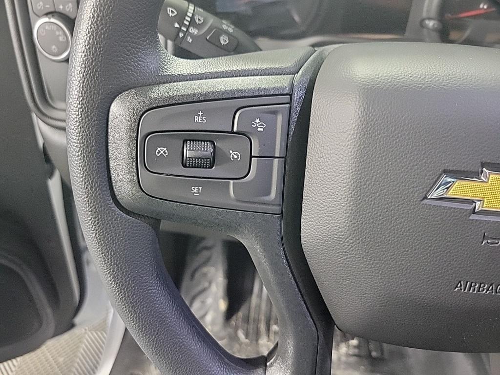 new 2025 Chevrolet Silverado 1500 car, priced at $40,870