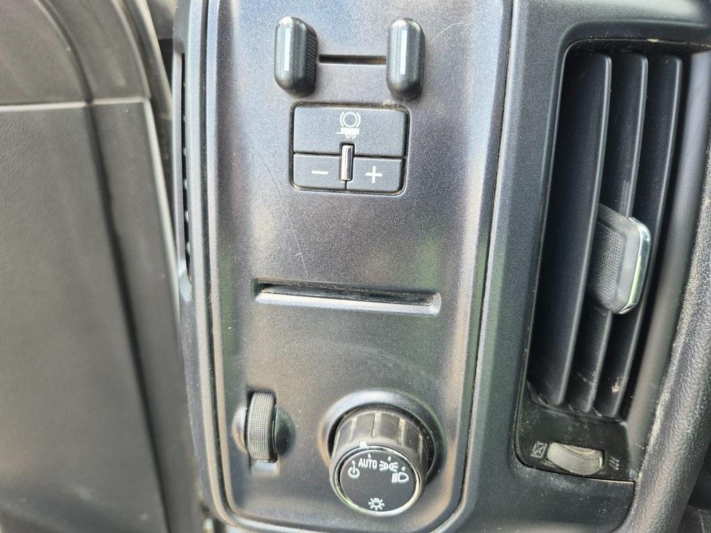 used 2015 Chevrolet Silverado 3500 car, priced at $28,000