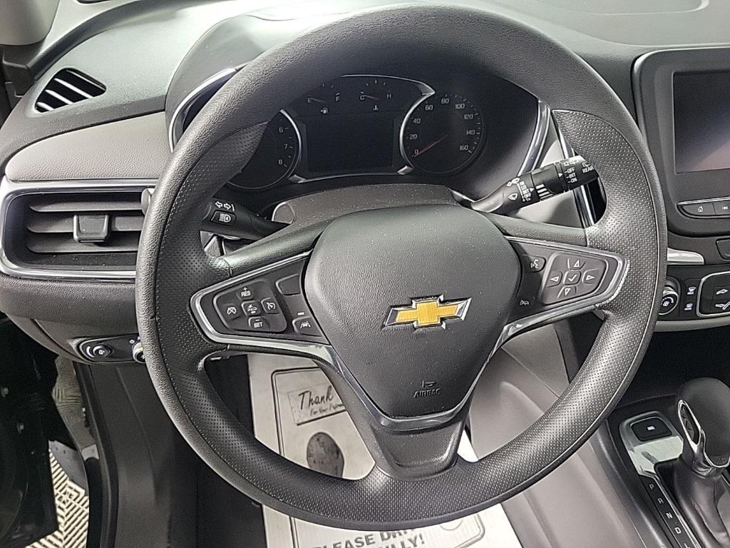 used 2022 Chevrolet Equinox car, priced at $18,399