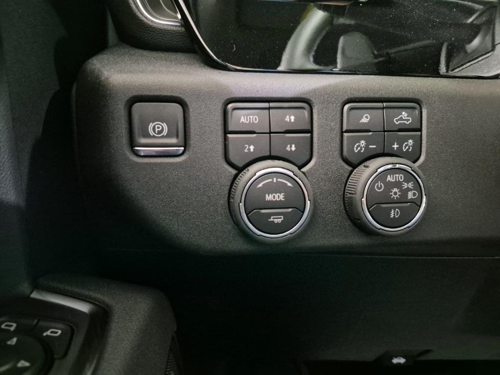 new 2025 Chevrolet Silverado 1500 car, priced at $60,208