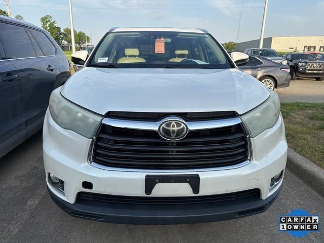 used 2014 Toyota Highlander car, priced at $19,917