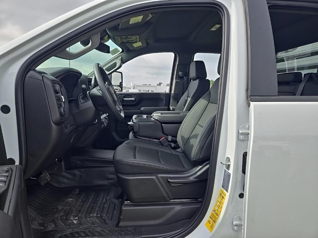 new 2025 Chevrolet Silverado 3500 car, priced at $60,245