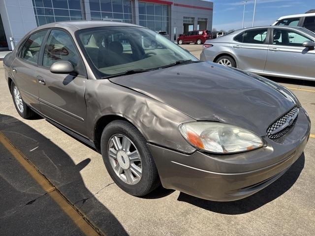 used 2003 Ford Taurus car, priced at $2,922