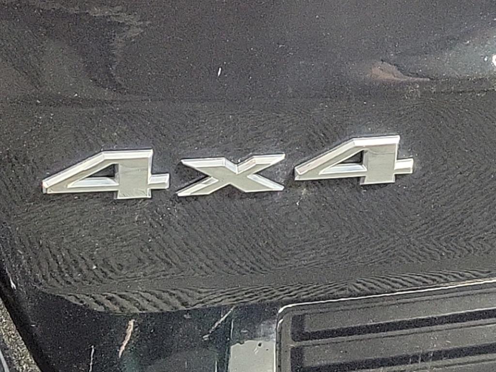 used 2015 Jeep Grand Cherokee car, priced at $10,850