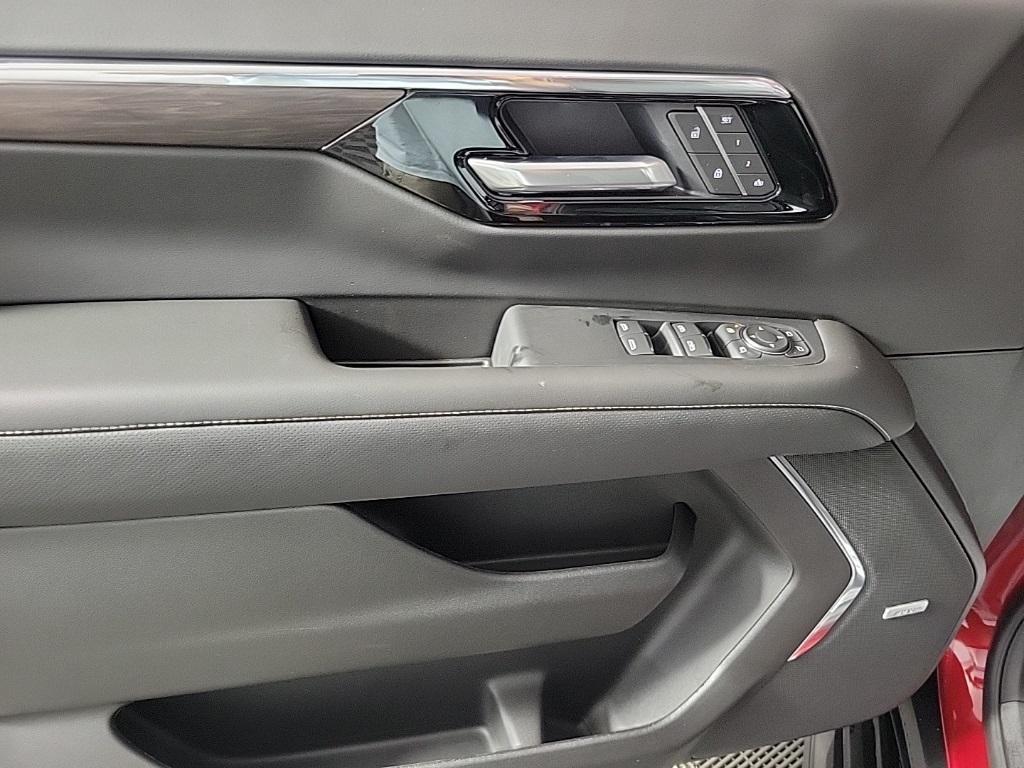 new 2026 Chevrolet Suburban car, priced at $86,100