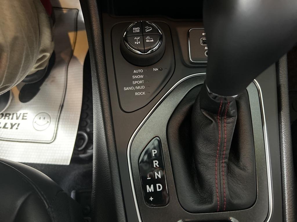 used 2022 Jeep Cherokee car, priced at $27,251