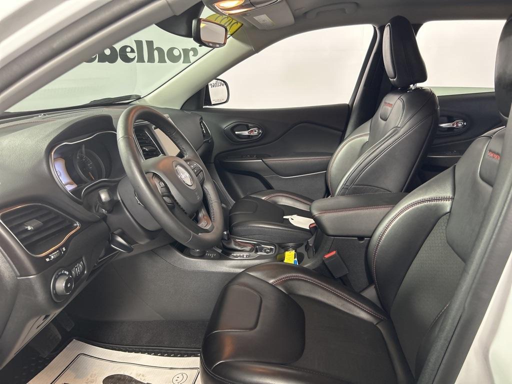 used 2022 Jeep Cherokee car, priced at $27,251