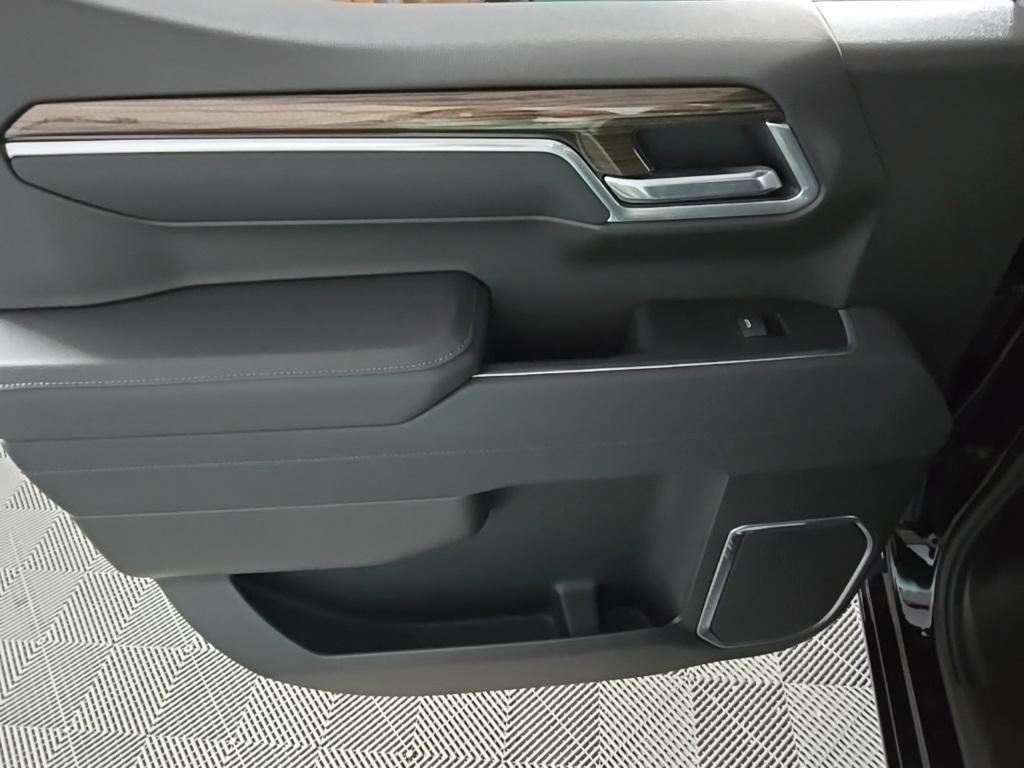 new 2025 Chevrolet Silverado 1500 car, priced at $54,955